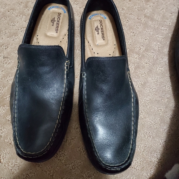 dockers loafers